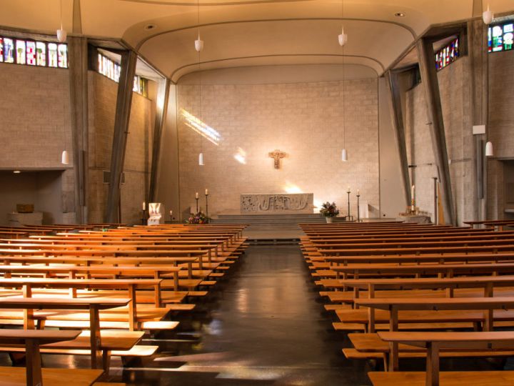 ap kirchenschiff2