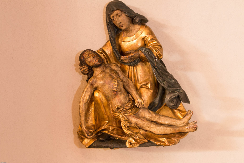 Statue Maria mit Kind